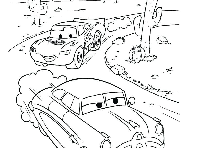 Desenho deMcQueen E Doc Hudson para colorir